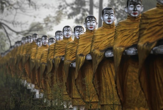 burmese monks, travel photos, burma